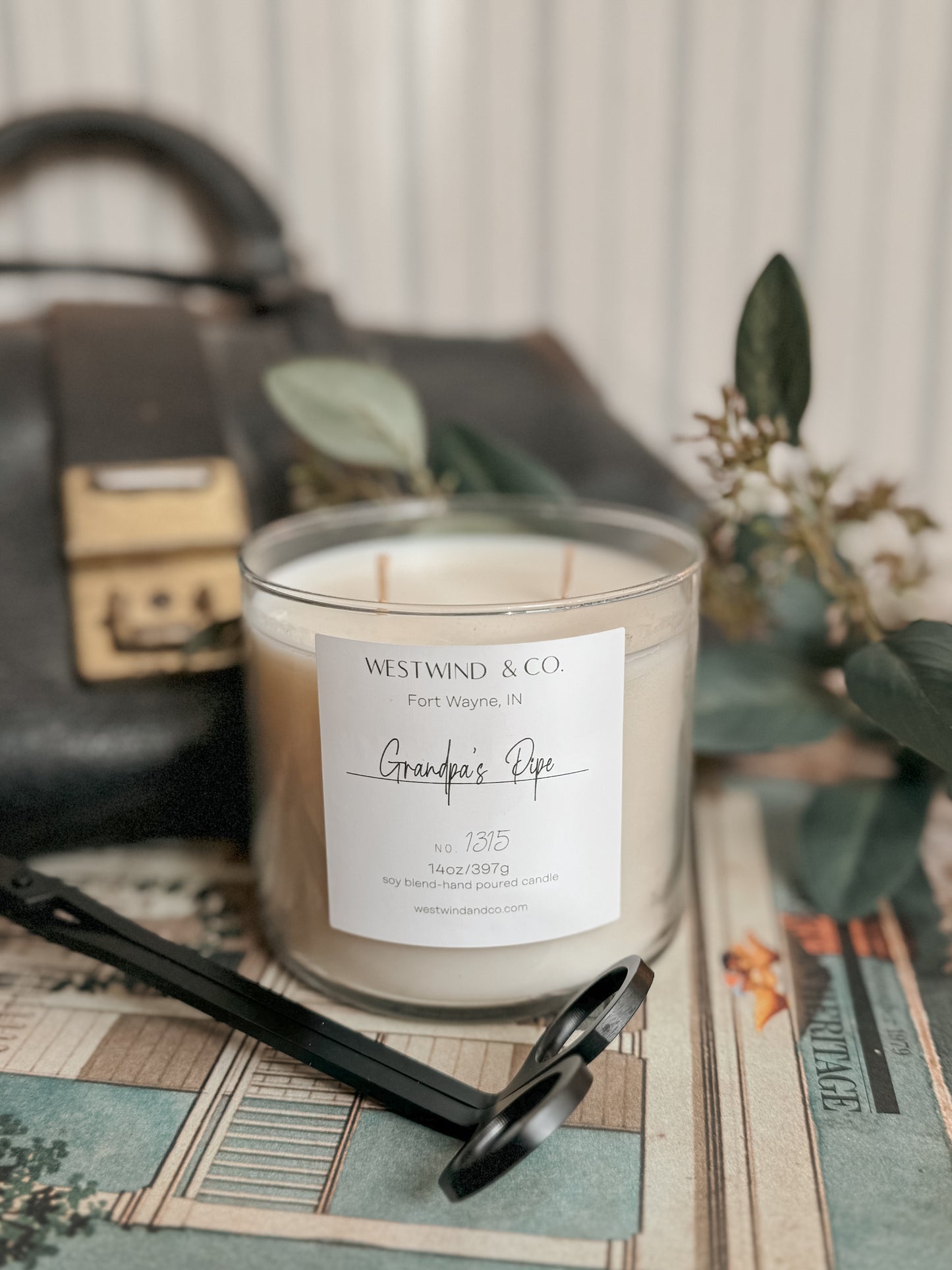 Grandpas Pipe 14oz Candle